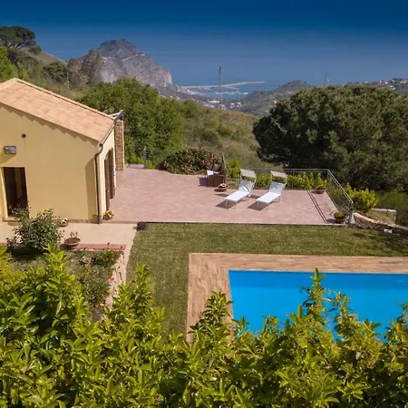 Lavanda Villa Cefalu
